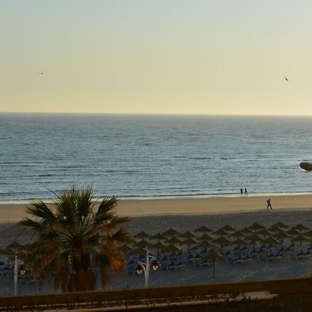 Apartamento Playa Victoria - カディス エクステリア 写真